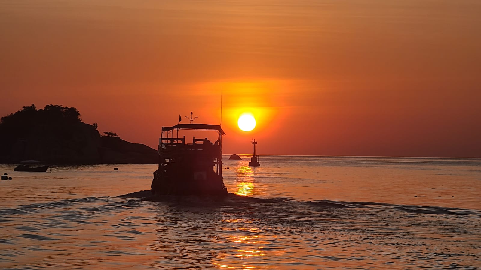best time to dive Koh Tao – weather and seasons – The Divers Boat